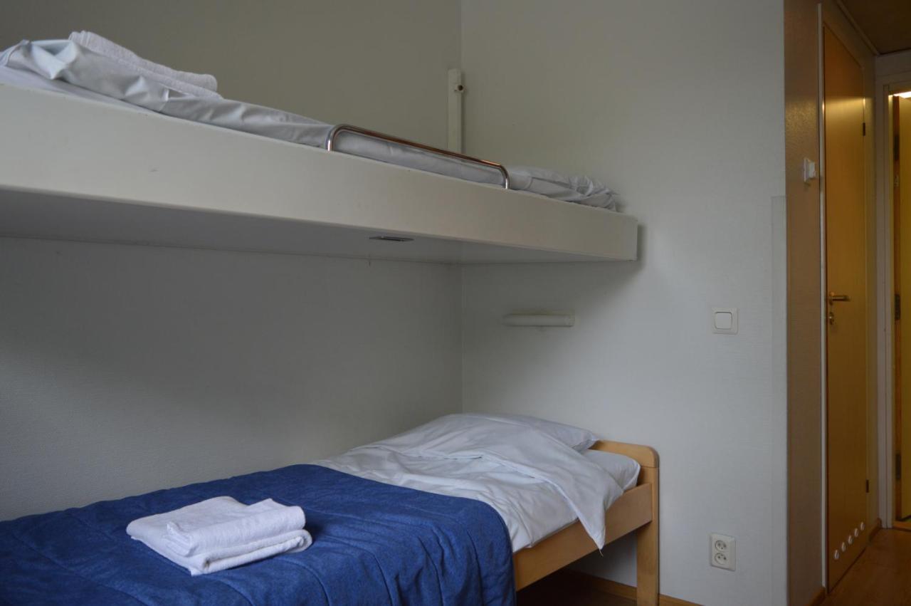 Hotel Tikkurila Vantaa Extérieur photo