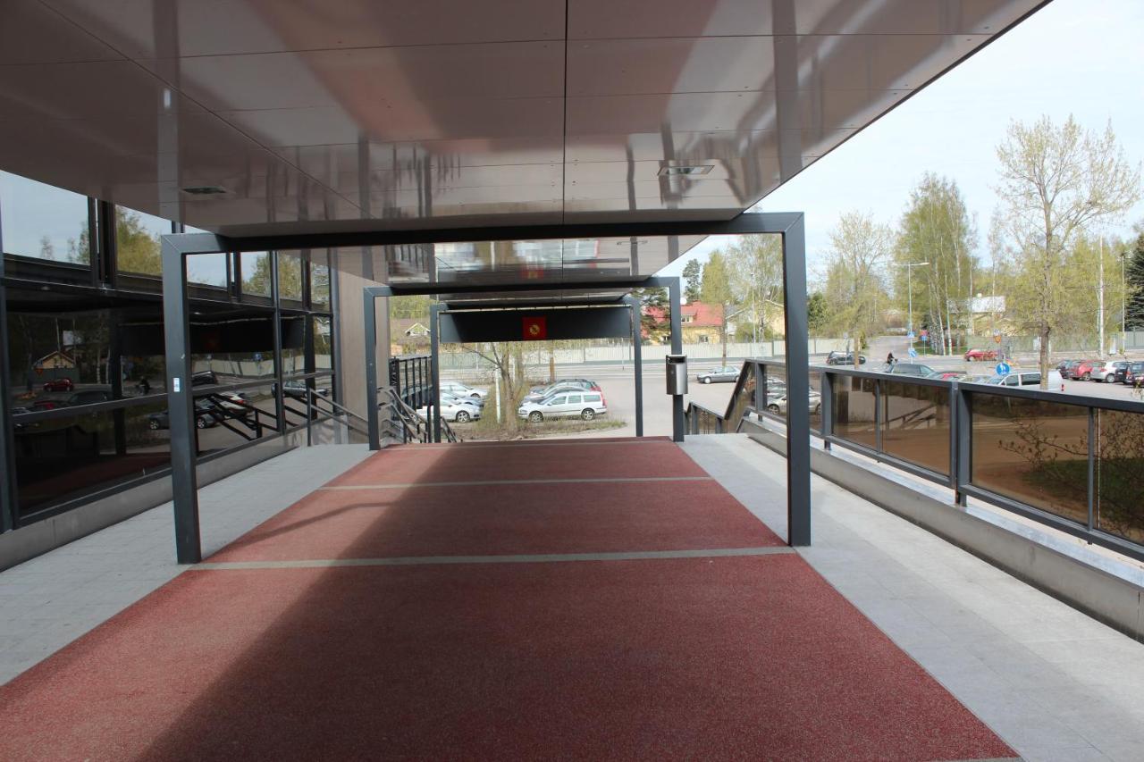 Hotel Tikkurila Vantaa Extérieur photo