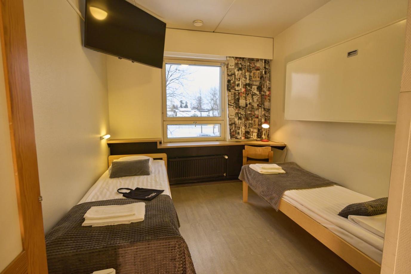 Hotel Tikkurila Vantaa Extérieur photo