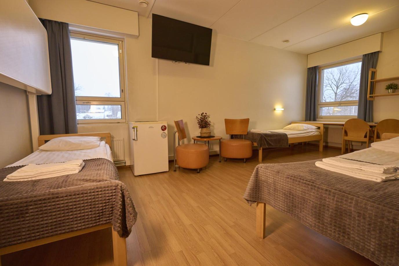 Hotel Tikkurila Vantaa Extérieur photo
