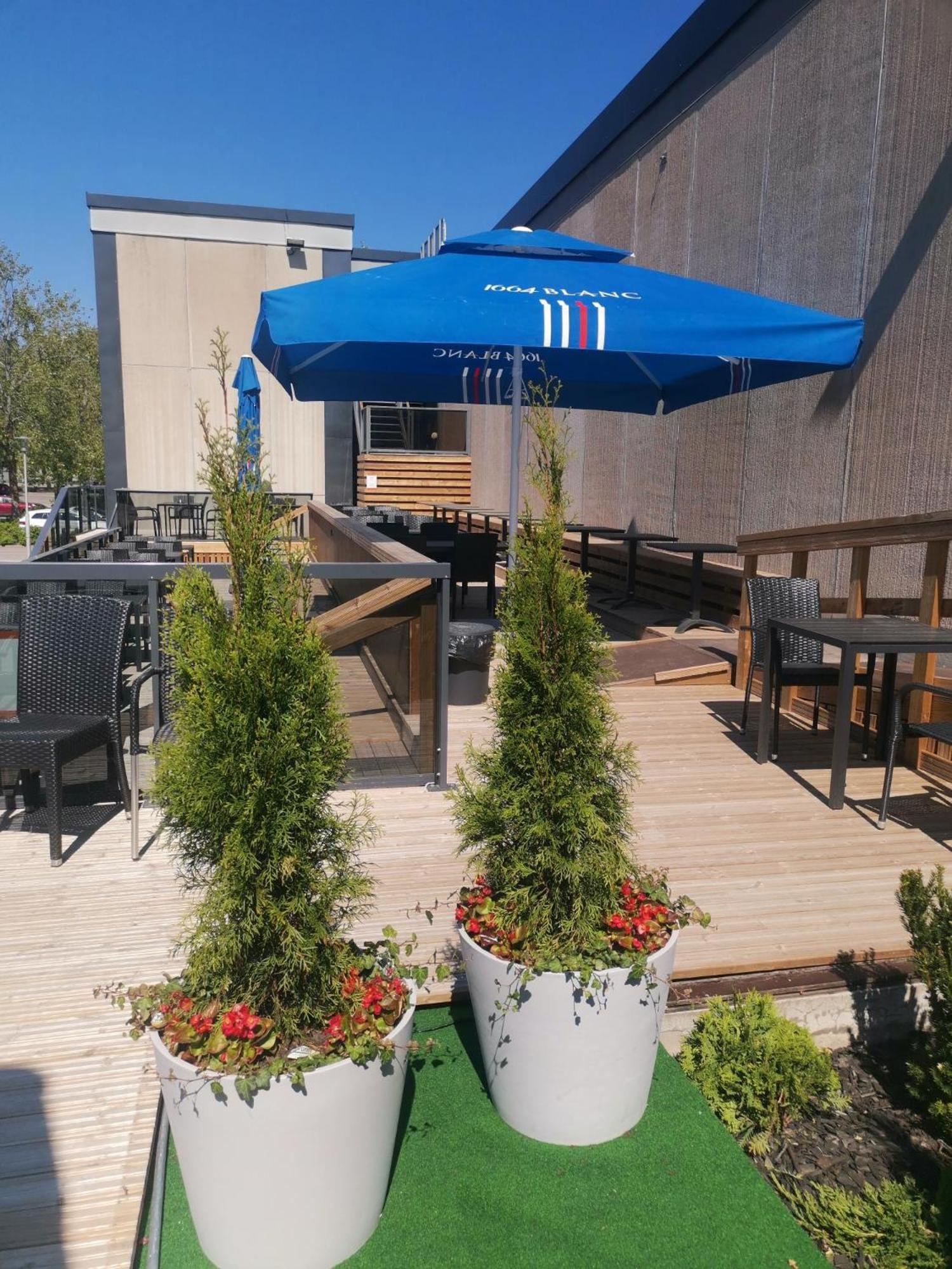 Hotel Tikkurila Vantaa Extérieur photo